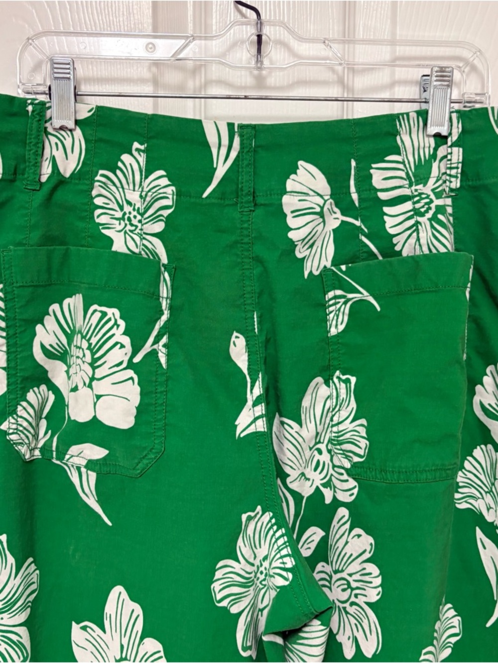 Maeve Emerald Green Floral Wide-Leg Pants with White Print - Picture 9 of 9